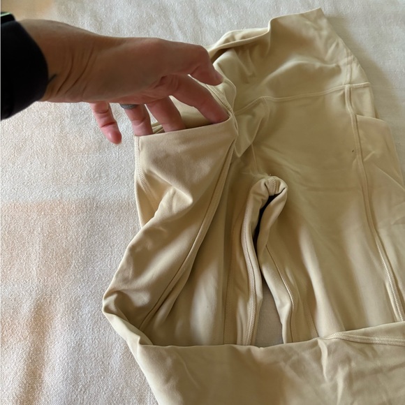 Lululemon leggings - Picture 3 of 4